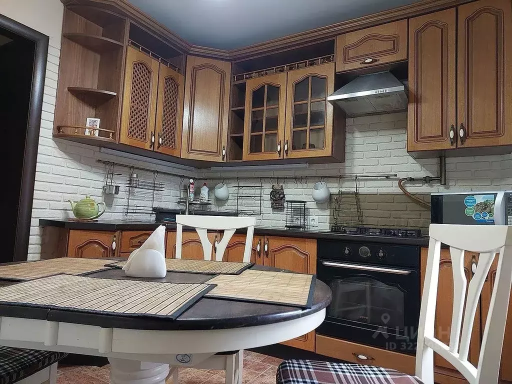 3-к кв. Белгородская область, Белгород Железнодорожная ул., 119 (65.0 ... - Фото 1