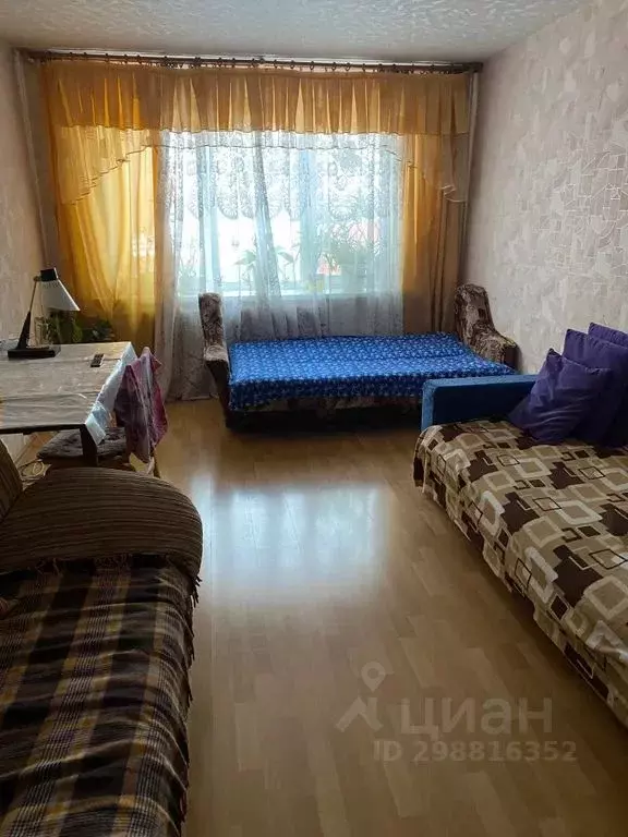 2-к кв. Брянская область, Брянск ул. Вали Сафроновой, 75 (73.0 м) - Фото 1
