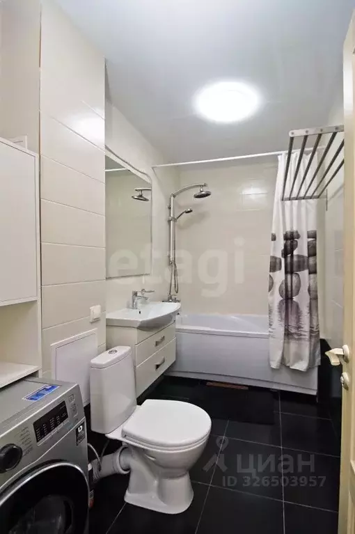 1-к кв. Омская область, Омск ул. Красный Путь, 135к2 (44.2 м) - Фото 1