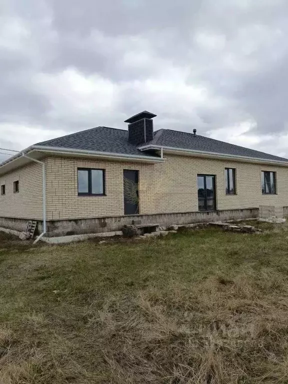 Дом в Белгородская область, Старый Оскол ул. Партизанская, 13 (130 м) - Фото 1