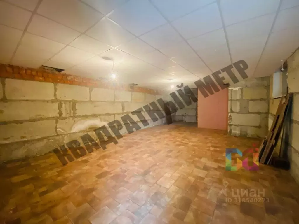 Помещение свободного назначения в Калмыкия, Элиста 10-й мкр, 120к1 (81 ... - Фото 1