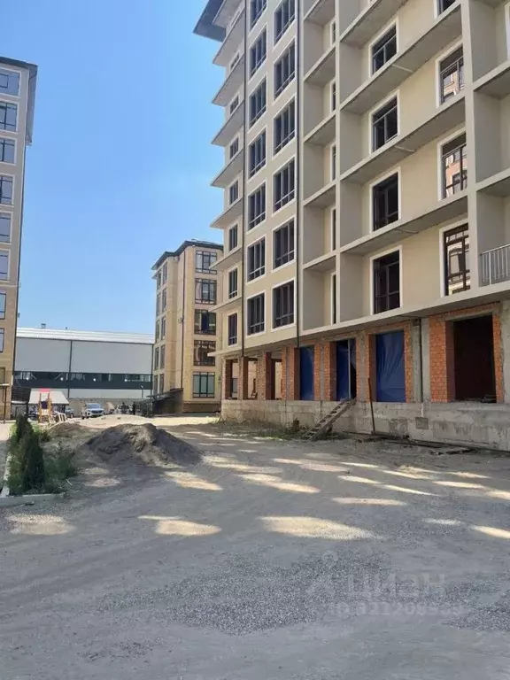 2-к кв. Кабардино-Балкария, Нальчик ул. Ашурова, 1Дк1 (73.0 м) - Фото 0