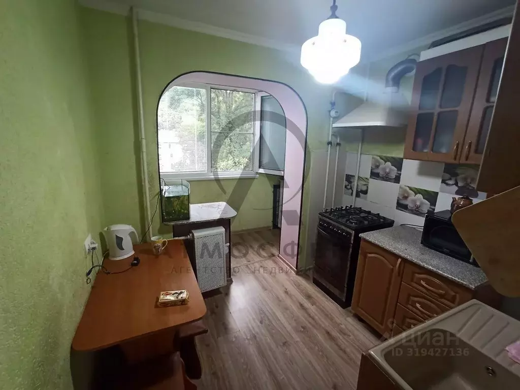 3-к кв. Краснодарский край, Туапсе ул. Войкова (62.0 м) - Фото 0