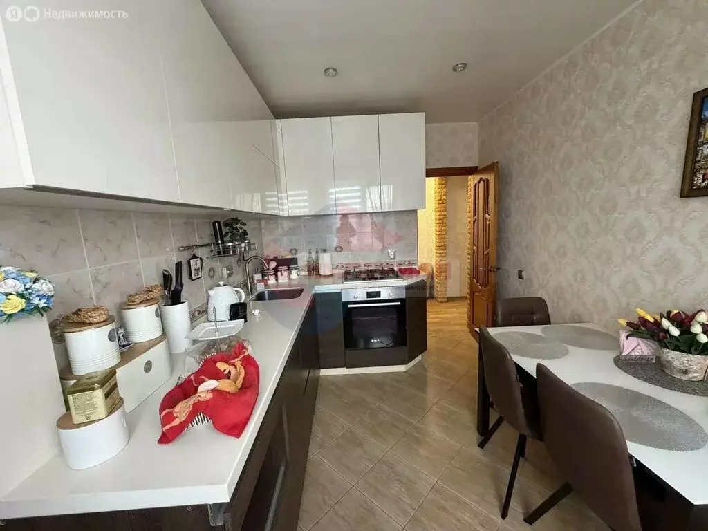 4-комнатная квартира: Шебекино, Железнодорожная улица, 16 (73.3 м) - Фото 1
