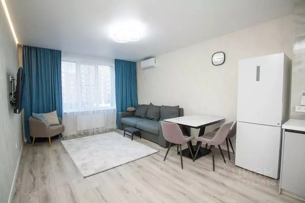 2-к кв. Сахалинская область, Южно-Сахалинск ул. Имени Н.Г. Смирнова, 7 ... - Фото 1