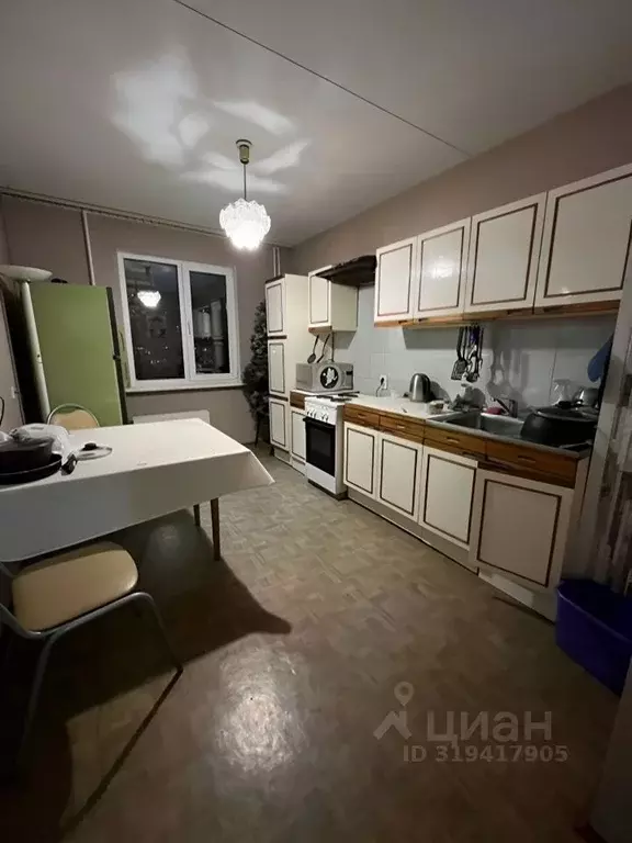 Комната Свердловская область, Екатеринбург ул. Академика Бардина, 37 - Фото 1