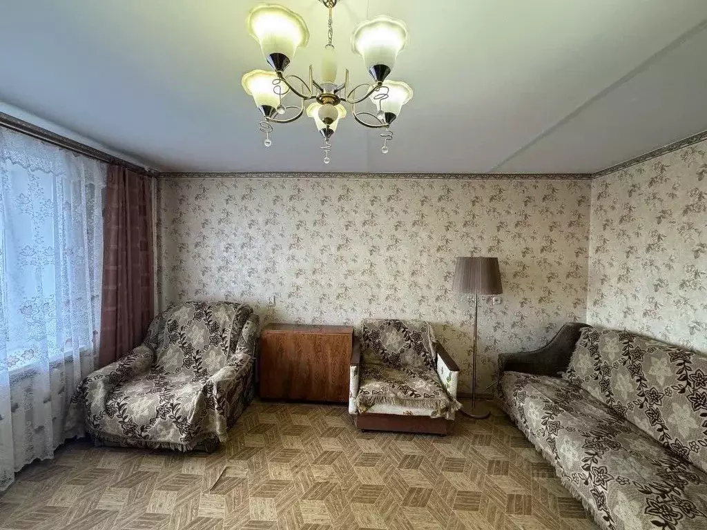 3-к кв. Брянская область, Брянск ул. Металлистов, 20 (71.4 м) - Фото 1