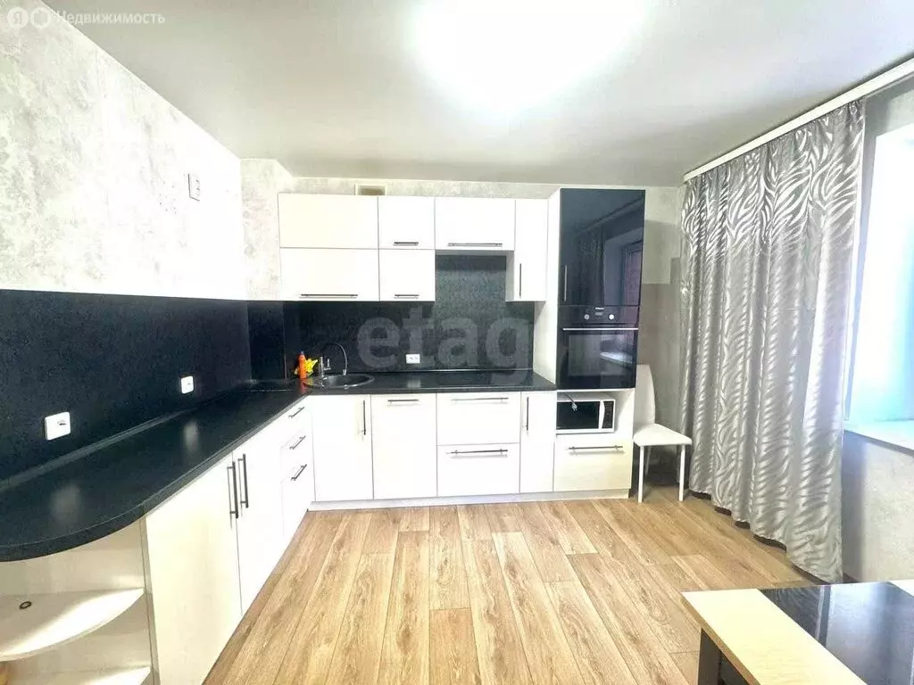 3-комнатная квартира: Череповец, Рыбинская улица, 41 (94.5 м) - Фото 0