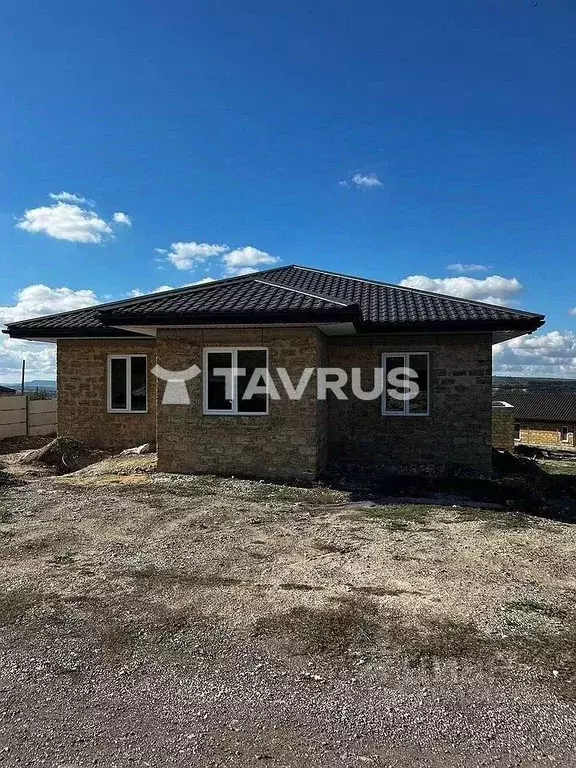 Дом в Крым, Бахчисарайский район, Почтовское с/пос, с. Приятное ... - Фото 1