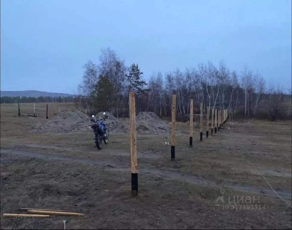 Участок в Саха (Якутия), Якутск городской округ, с. Владимировка ул. ... - Фото 1
