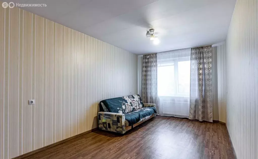 3-комнатная квартира: Тула, улица Клары Цеткин, 3 (64 м) - Фото 1