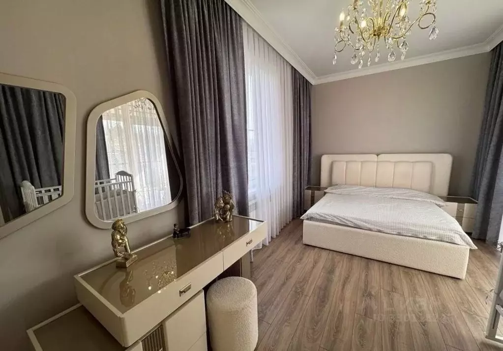 Дом в Северная Осетия, Владикавказ ул. Бимболата Ватаева, 65А (220 м) - Фото 1