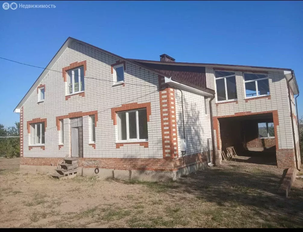 Дом в посёлок городского типа Усть-Донецкий, Виноградная улица, 39 ... - Фото 1