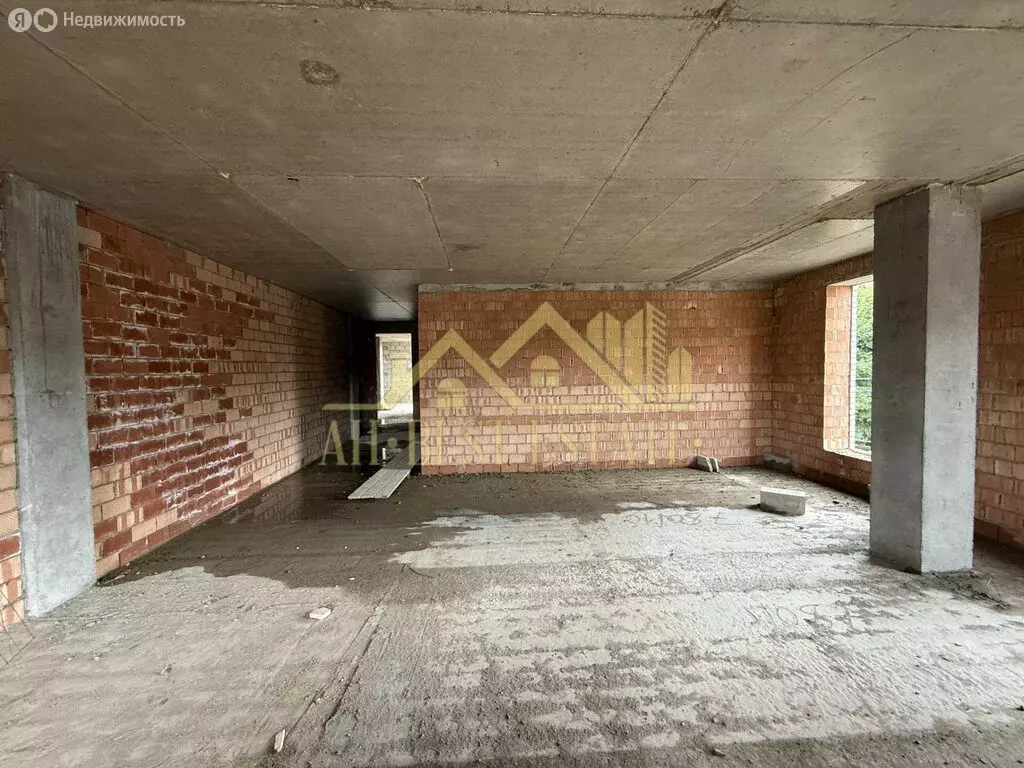 2-комнатная квартира: Владикавказ, улица Братьев Щукиных, 43 (76 м) - Фото 2