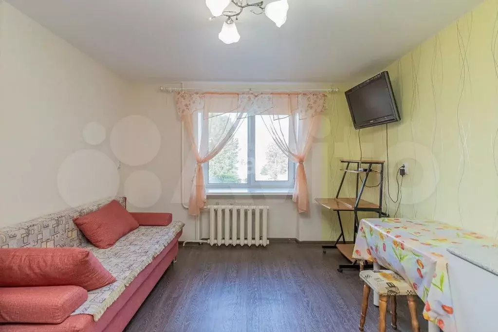 Комната 14 м в 1-к., 4/9 эт. - Фото 1