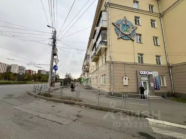 Торговая площадь в Челябинская область, Челябинск ул. Гагарина, 2 (50 ... - Фото 1