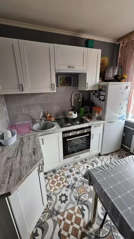 1-к. квартира, 35 м, 5/5 эт. - Фото 1
