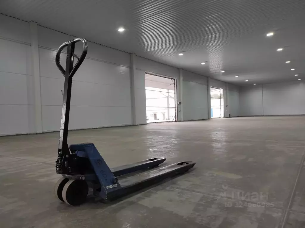 Помещение свободного назначения в Краснодарский край, Кропоткин ... - Фото 1