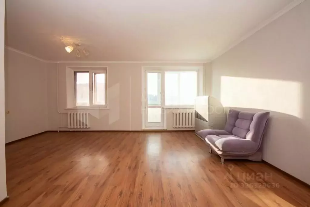 3-к кв. Тюменская область, Тюмень Инженерная ул., 72 (92.0 м) - Фото 1