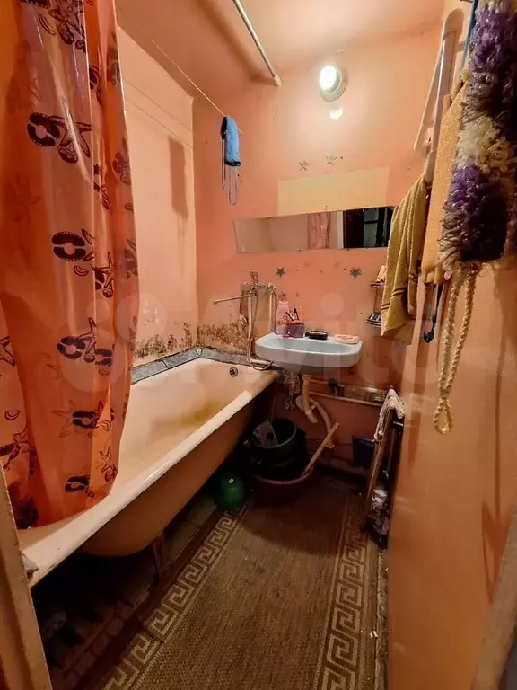 Комната 8 м в 3-к., 1/5 эт. - Фото 1