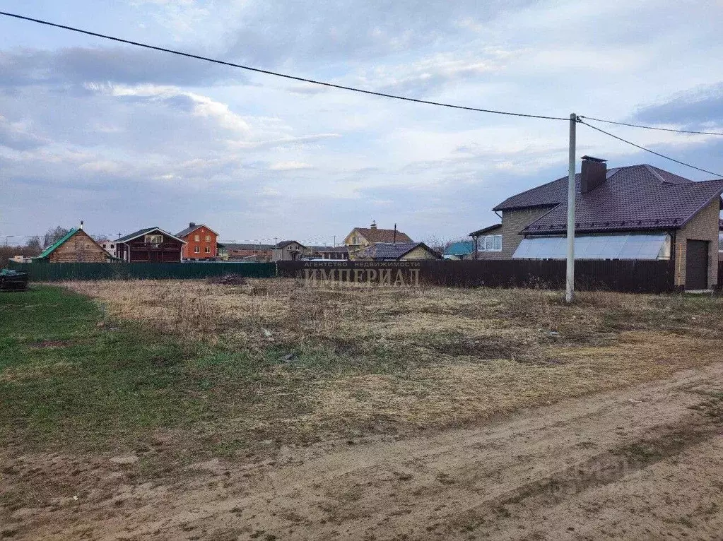 Участок в Марий Эл, Йошкар-Ола городской округ, д. Шоя-Кузнецово ул. ... - Фото 1