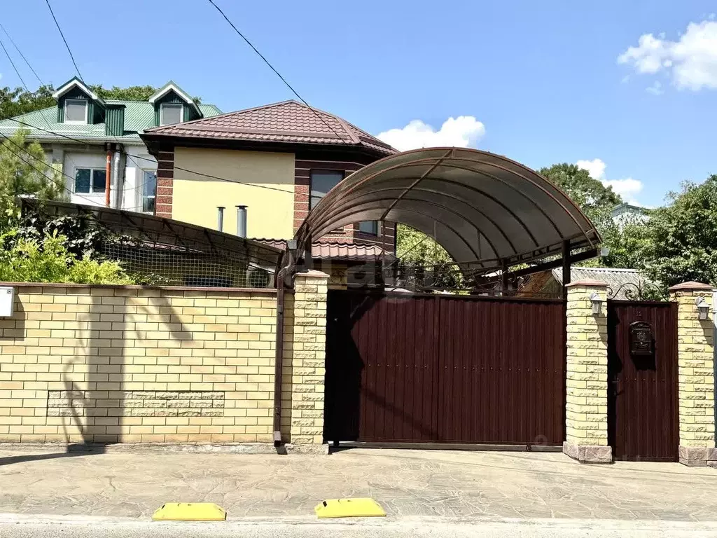 Дом в Краснодарский край, Новороссийск ул. Красных Военморов, 19 (110 ... - Фото 1