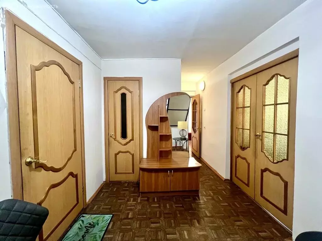 4-комнатная квартира: Иркутск, улица Нижняя Набережная, 12Б (128.4 м) - Фото 1