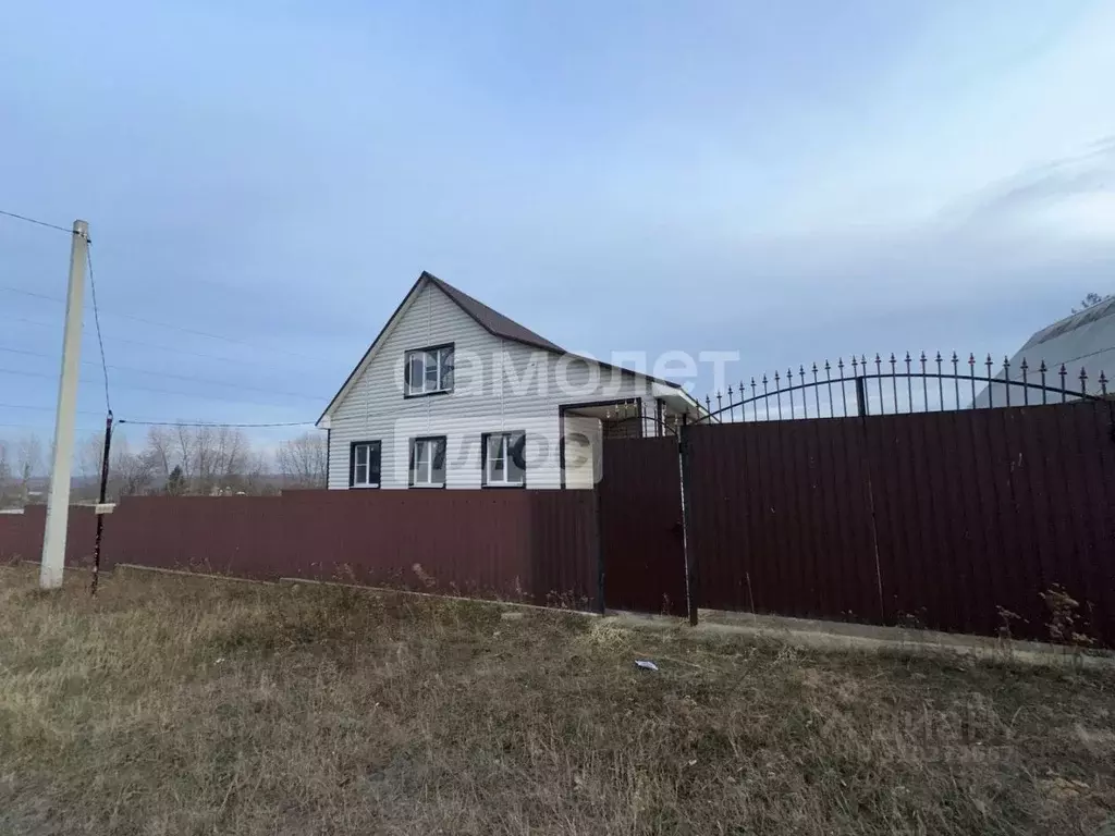 Дом в Белгородская область, Старооскольский городской округ, с. ... - Фото 2