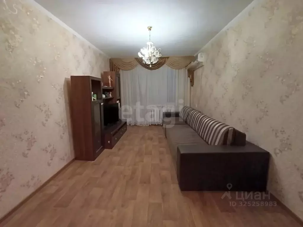 3-к кв. Калмыкия, Элиста 2-й мкр, 30 (64.0 м) - Фото 1