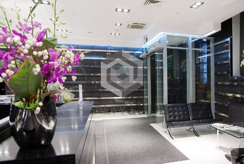 Офис (2000 м) - Фото 1