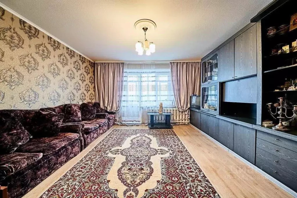 3-к кв. Томская область, Томск Солнечный мкр, ул. Бирюкова, 6 (66.0 м) - Фото 2