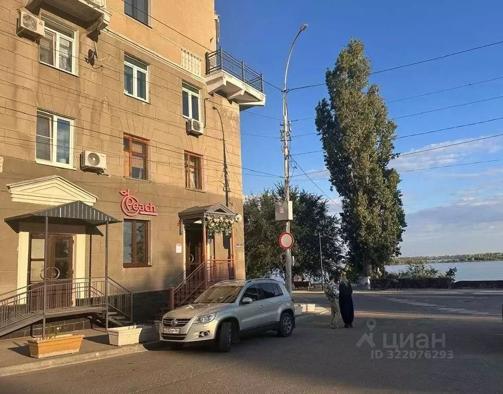 Торговая площадь в Саратовская область, Саратов наб. Космонавтов, 1 ... - Фото 2