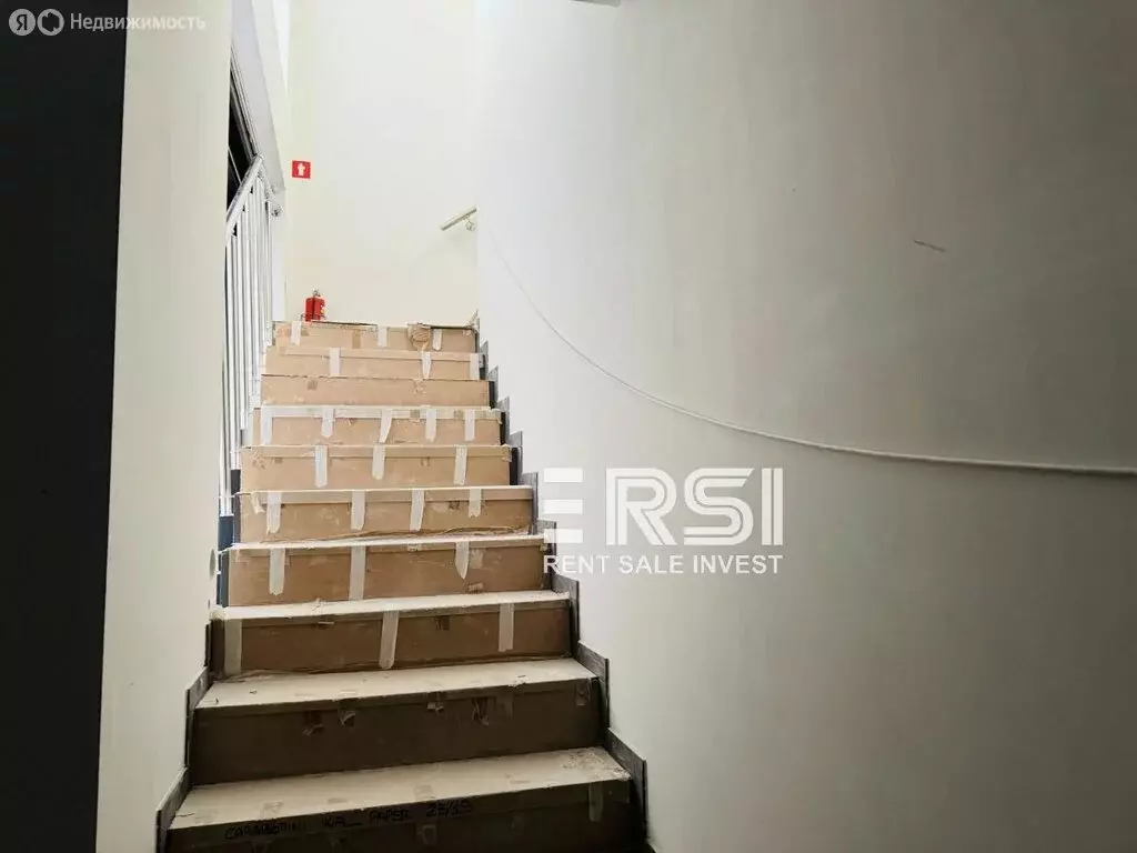 Помещение свободного назначения (330 м) - Фото 1