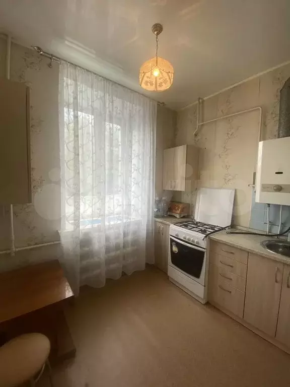 2-к. квартира, 45 м, 1/3 эт. - Фото 0