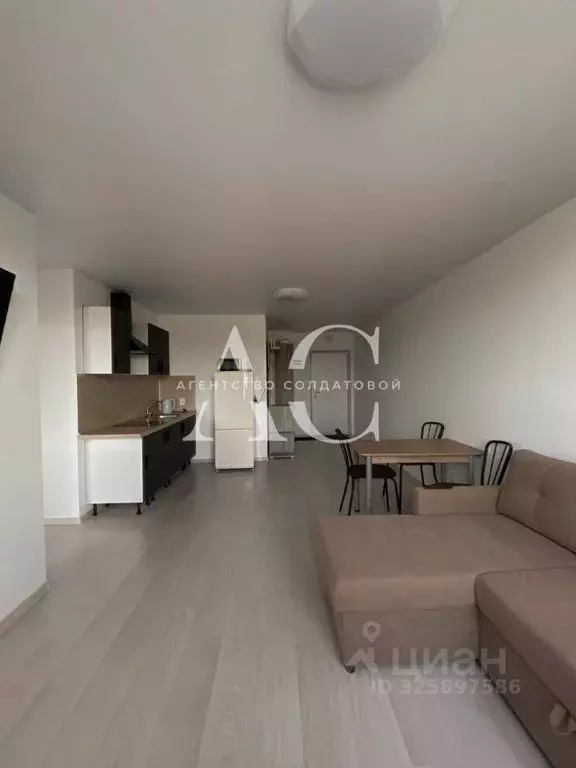 3-к кв. Свердловская область, Екатеринбург ул. Прониной, 43 (55.9 м) - Фото 2