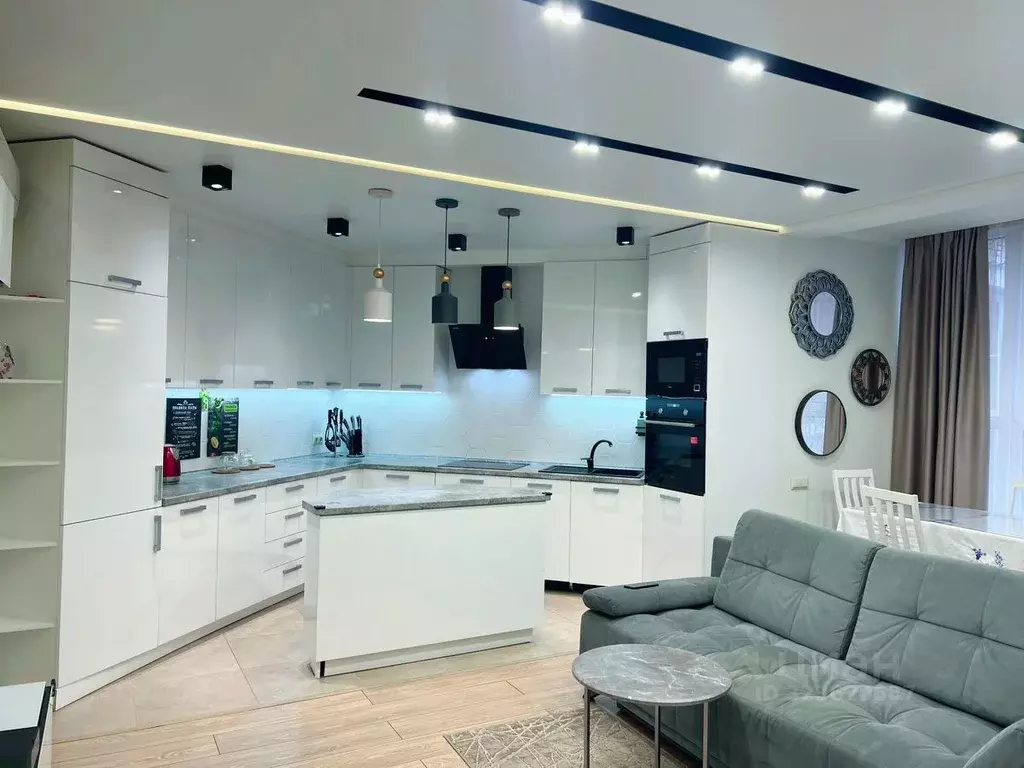 3-к кв. Астраханская область, Астрахань Марфинская ул., 15 (105.0 м) - Фото 1