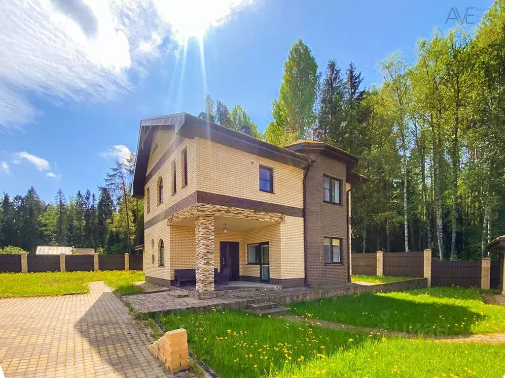 Дом в Ленинградская область, Выборгский район, Рощинское городское ... - Фото 0