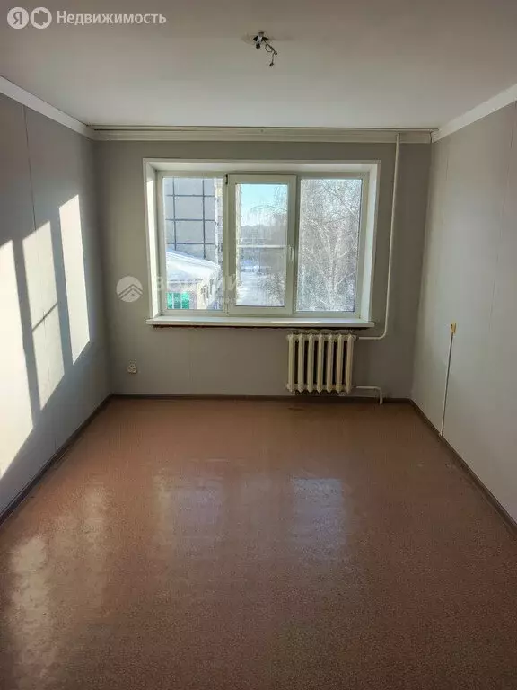 1-комнатная квартира: Новочебоксарск, улица Воинов-Интернационалистов, ... - Фото 2