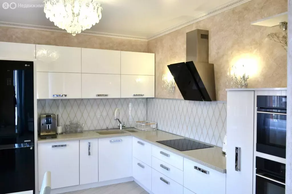 3-комнатная квартира: Новокузнецк, Кузнецкстроевский проспект, 21 ... - Фото 2