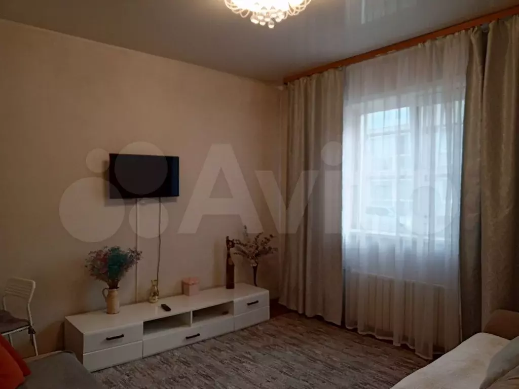 1-к. квартира, 32 м, 1/3 эт. - Фото 0