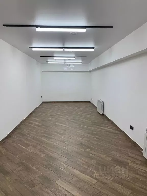 Торговая площадь в Северная Осетия, Владикавказ ул. Гадиева, 56 (125 ... - Фото 2