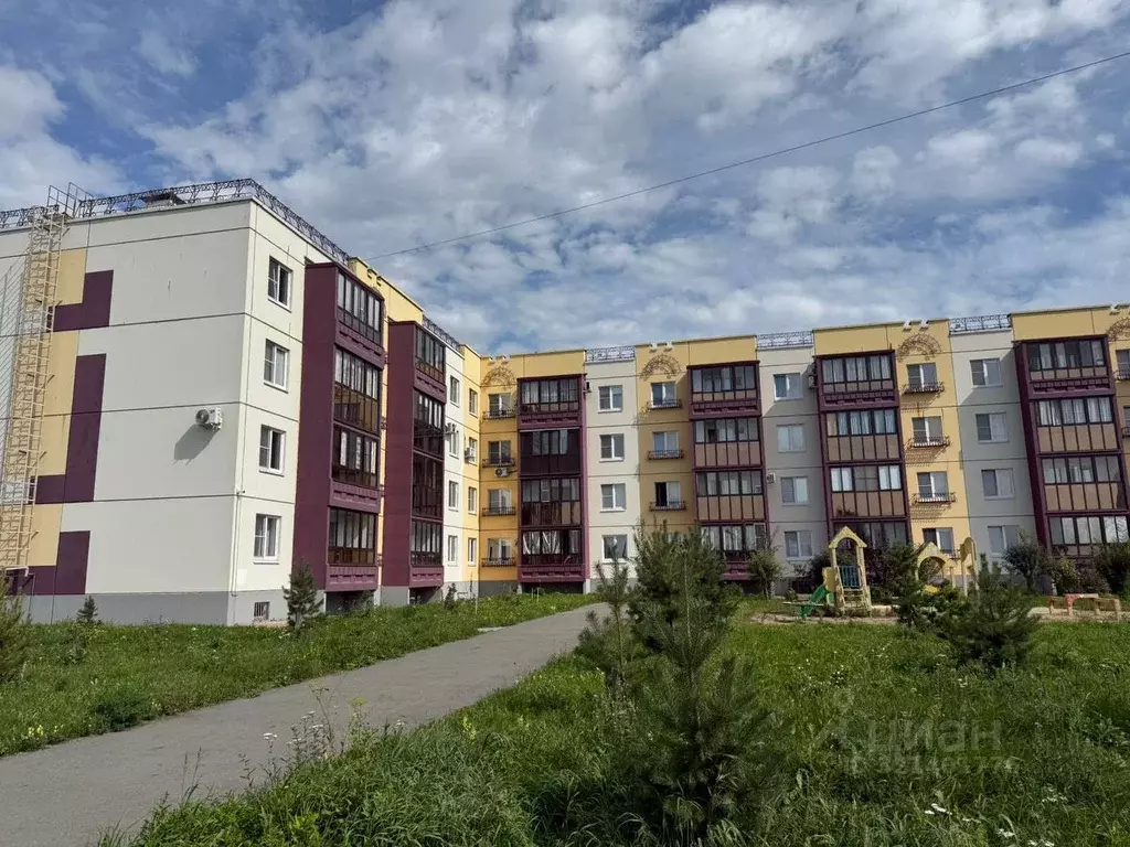 2-к кв. Омская область, Омск проезд 4-й Амурский, 14 (54.0 м) - Фото 0