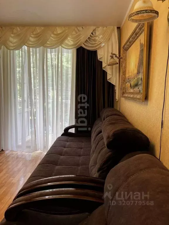 2-к кв. Крым, Симферополь ул. Рылеева (32.0 м) - Фото 1