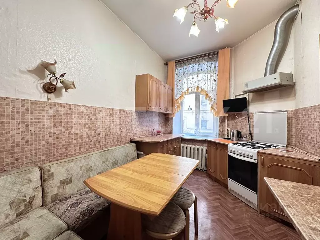 3-к кв. Санкт-Петербург 3-я Васильевского острова линия, 26Б (80.3 м) - Фото 0