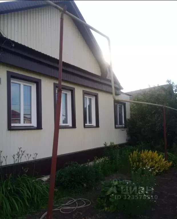 Дом в Ульяновская область, Чердаклинский район, Калмаюрское с/пос, с. ... - Фото 2