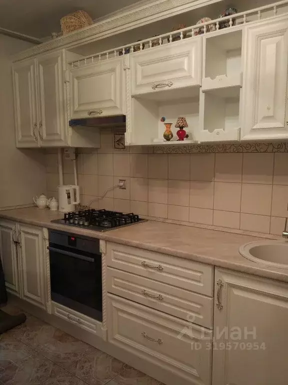 2-к кв. Омская область, Омск ул. Туполева, 2к1 (64.0 м) - Фото 0