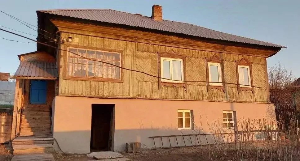 Дом в Кемеровская область, Новокузнецк Мартеновская ул. (95 м) - Фото 1
