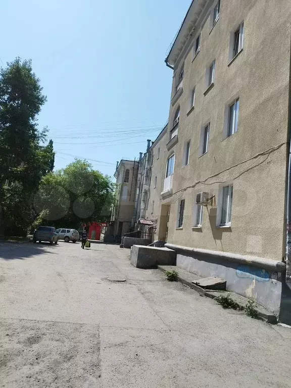 3-к. квартира, 80 м, 2/4 эт. - Фото 1