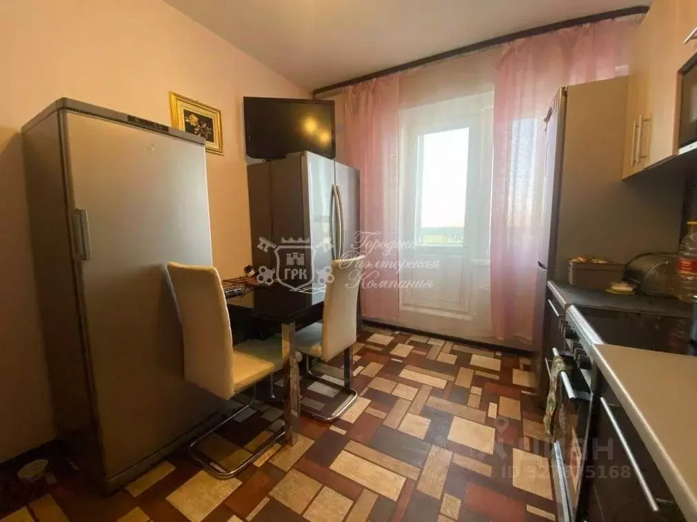 3-к кв. Иркутская область, Иркутск ул. Поленова, 11 (68.0 м) - Фото 2