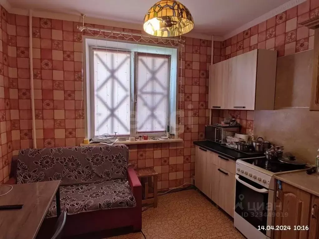 2-к кв. Белгородская область, Белгород ул. Буденного, 14в (62.0 м) - Фото 0